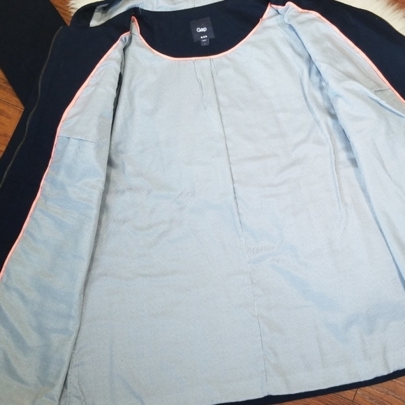 Gap Jacket - Picture 5 of 6